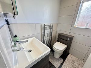 Photo 19- click for photo gallery